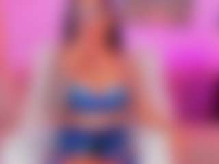 Live cam show with AhhMia - Dildo Or Vibrator on Camsoda