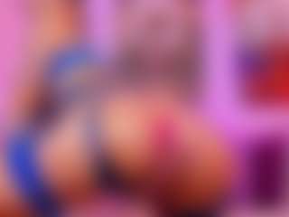 AhhMia's Live Sex Cam Show