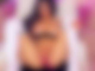 AhhMia's Live Sex Cam Show