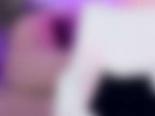 AhhMia's Live Sex Cam Show