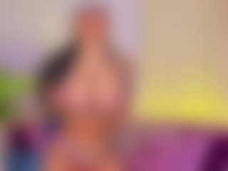 AhhMia's Live Sex Cam Show