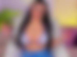 Live cam show with AhhMia - Sexy on StripNow