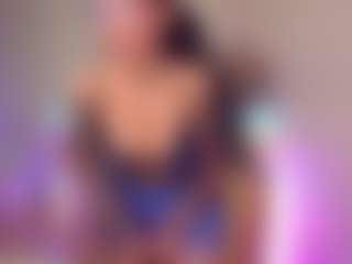 AhhMia's Live Sex Cam Show