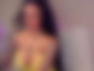 AhhMia's Live Sex Cam Show