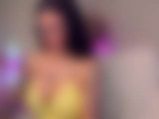 AhhMia's Live Sex Cam Show