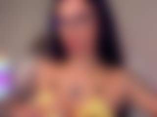 AhhMia's Live Sex Cam Show