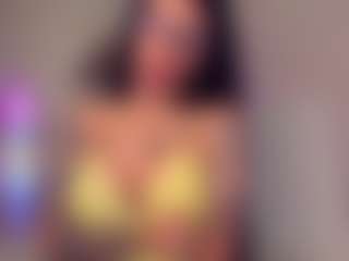 AhhMia's Live Sex Cam Show
