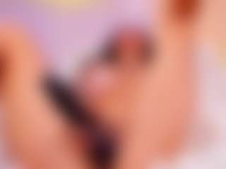 AhhMia's Live Sex Cam Show