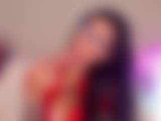 Live cam show with AhhMia - Skinny on Camsoda