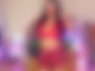 Live cam show with AhhMia - Skinny on Camsoda