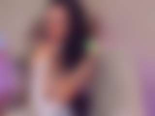 Live cam show with AhhMia - Big Tits on Streamer API