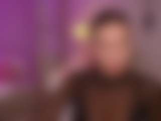 Live cam show with Crimsona-Domm - New Young Adult on CamClone