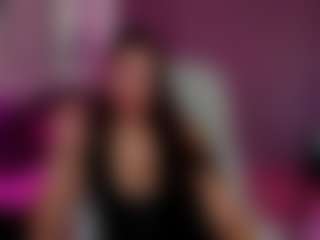 Live cam show with Crimsona-Domm - Show on Camsoda