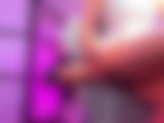 Crimsona-Domm's Live Sex Cam Show