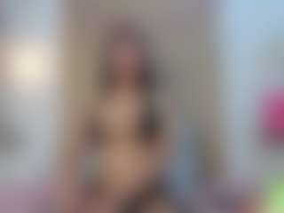 alisson-foxxy's Live Sex Cam Show