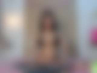 alisson-foxxy's Live Sex Cam Show