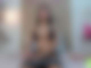 alisson-foxxy's Live Sex Cam Show