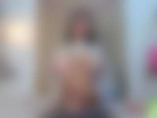 alisson-foxxy's Live Sex Cam Show