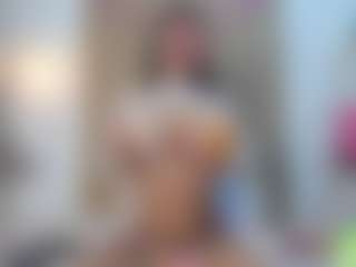 alisson-foxxy's Live Sex Cam Show