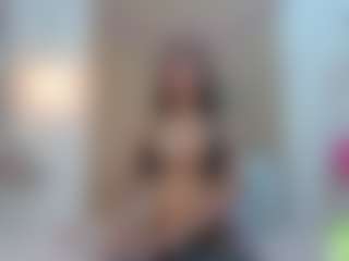 alisson-foxxy's Live Sex Cam Show