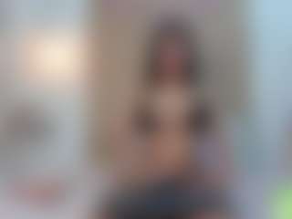 alisson-foxxy's Live Sex Cam Show