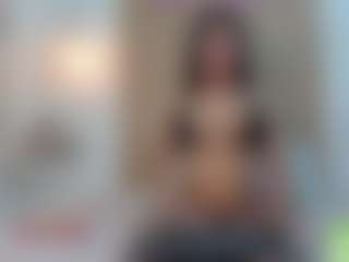 alisson-foxxy's Live Sex Cam Show