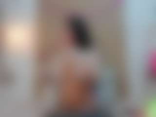 alisson-foxxy's Live Sex Cam Show