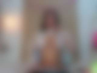 alisson-foxxy's Live Sex Cam Show