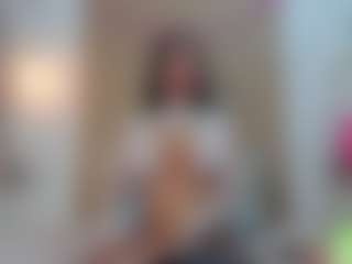 alisson-foxxy's Live Sex Cam Show