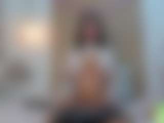 alisson-foxxy's Live Sex Cam Show