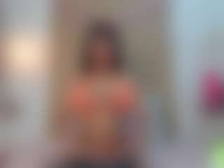 alisson-foxxy's Live Sex Cam Show