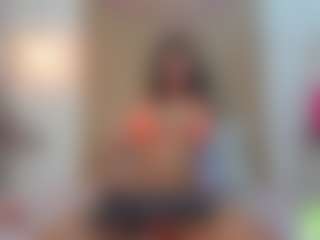 alisson-foxxy's Live Sex Cam Show