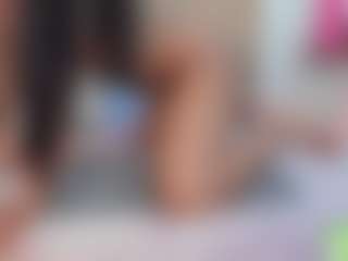 alisson-foxxy's Live Sex Cam Show