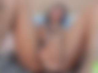 alisson-foxxy's Live Sex Cam Show