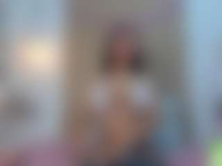 alisson-foxxy's Live Sex Cam Show