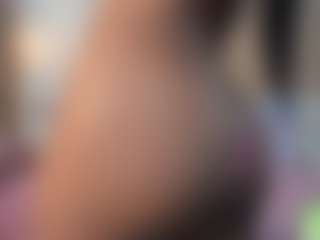 alisson-foxxy's Live Sex Cam Show
