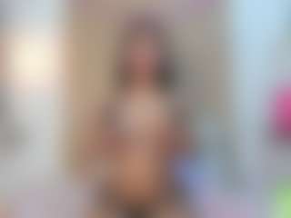 alisson-foxxy's Live Sex Cam Show