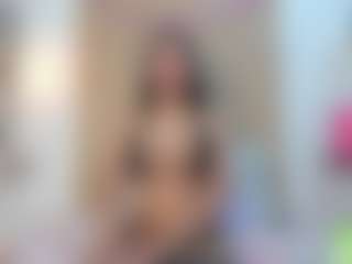 alisson-foxxy's Live Sex Cam Show