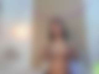 alisson-foxxy's Live Sex Cam Show