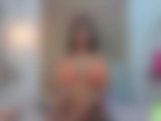 alisson-foxxy's Live Sex Cam Show