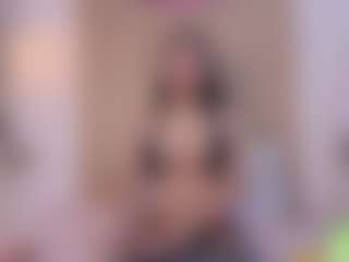 alisson-foxxy's Live Sex Cam Show