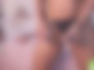 alisson-foxxy's Live Sex Cam Show