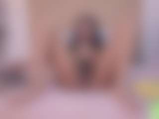 alisson-foxxy's Live Sex Cam Show