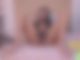 alisson-foxxy's Live Sex Cam Show