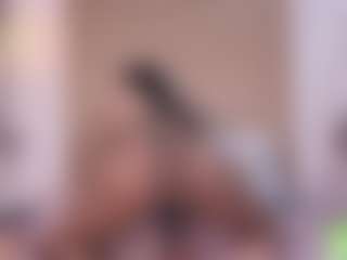 alisson-foxxy's Live Sex Cam Show
