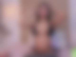 alisson-foxxy's Live Sex Cam Show