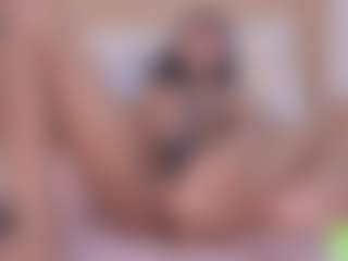 Live cam show with alisson-foxxy - Colombia Young Adult on Camsoda