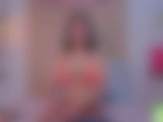 alisson-foxxy's Live Sex Cam Show