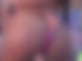 alisson-foxxy's Live Sex Cam Show