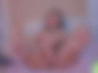alisson-foxxy's Live Sex Cam Show